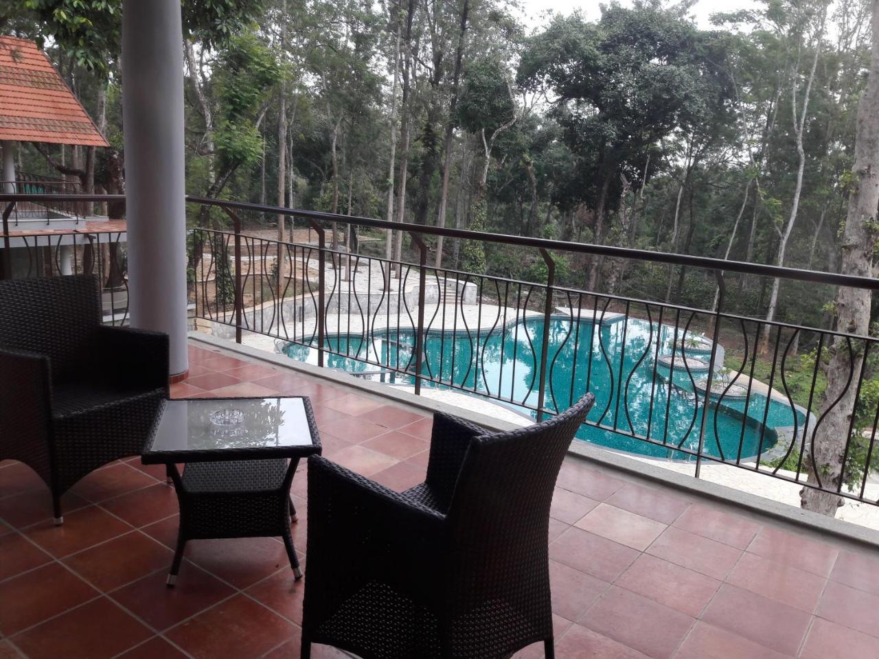 The Birchwood Retreat, Madikeri Hotel Exterior photo